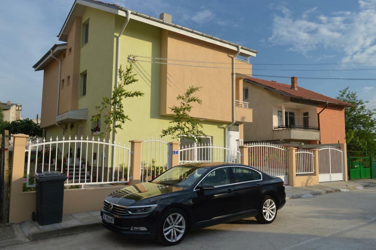 Yanis Hotel Chernomorets Exterior photo