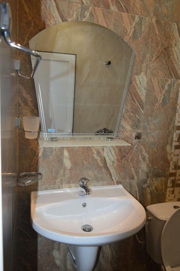 Yanis Hotel Chernomorets Exterior photo